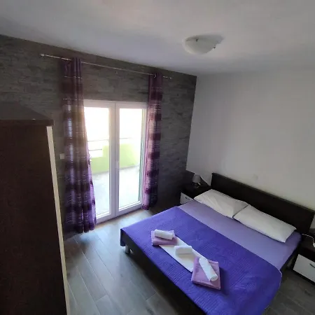 Apartment Uvala Duboka Kruscica